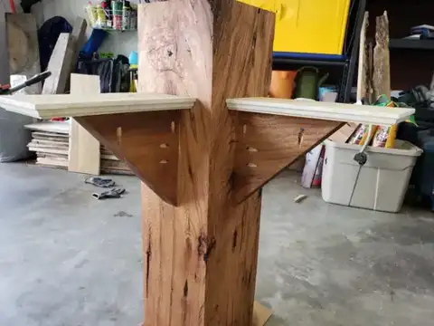 Wood post with corner shelves on brackets